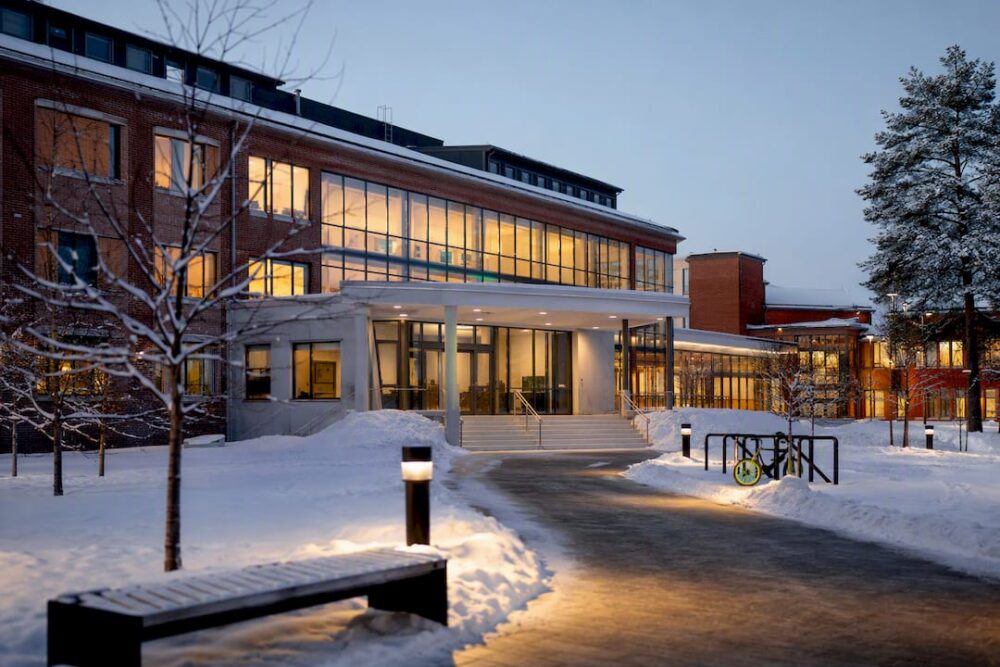 Tannbergsskolans campus i vinterskrud